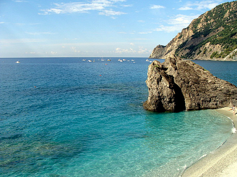 Monterosso beach