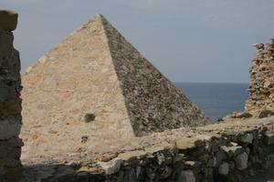 a pyramid in Greece?