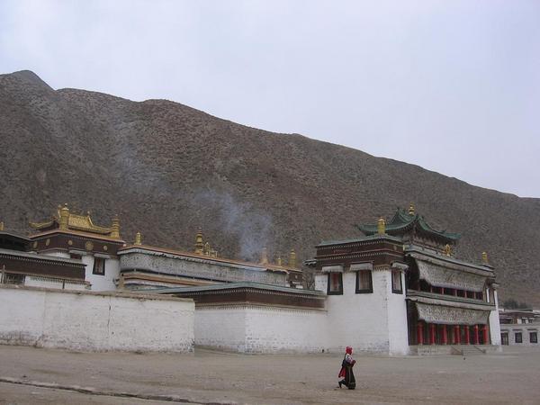 one of Xiahe monestaries