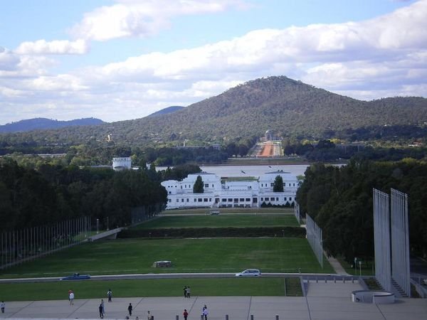 Canberra - Blick aufs alte Parlamentsgebaeude