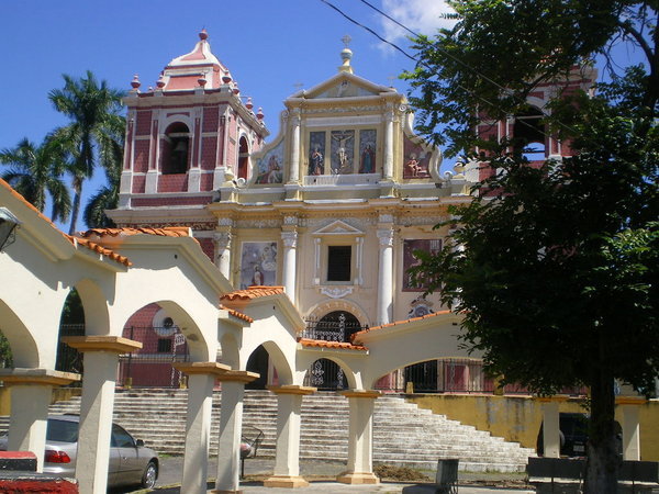 Leon Iglesia de El Calvario