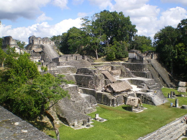 Tikal - der grosse Platz