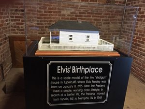 Model of Tupelo Home