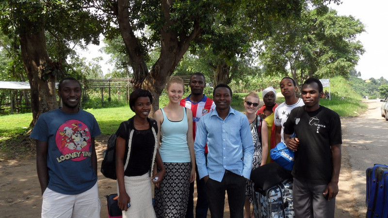 Some of our group saying bye at our taxi station.