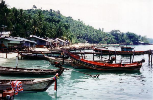 Phuket Kho Phi Phi boat