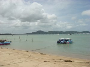 plage de chalong phuket jul07 1