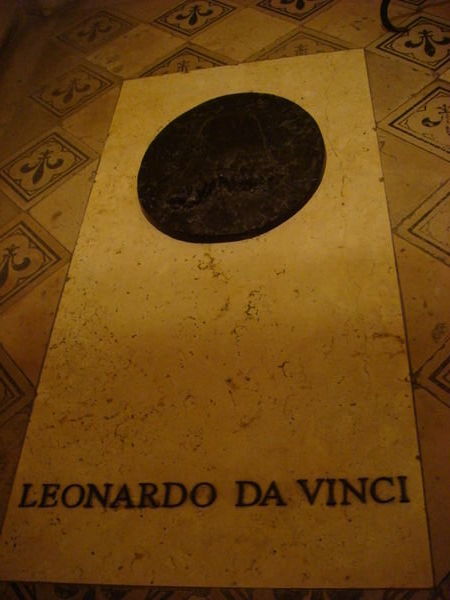 Amboise Leonardo da Vinci tombstone