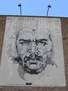 Che on a building