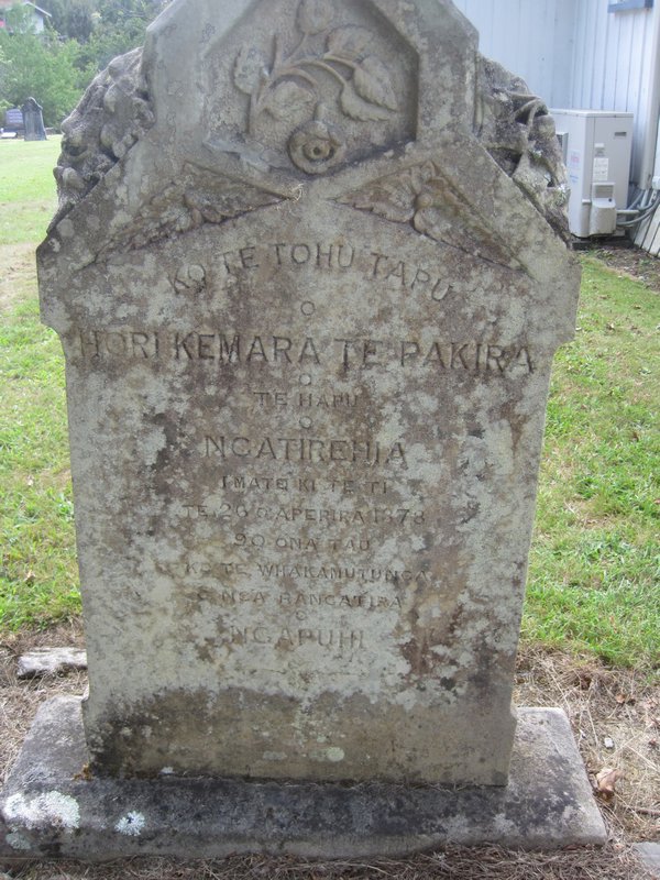 Maori headstone