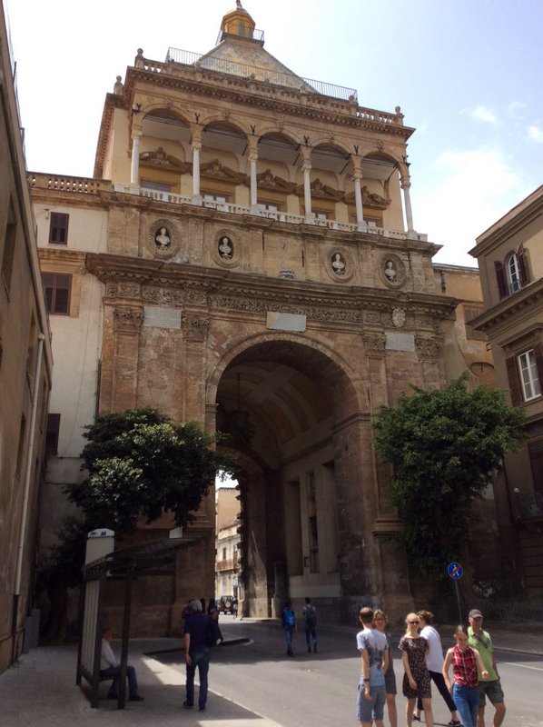 Porta Nuova 1535