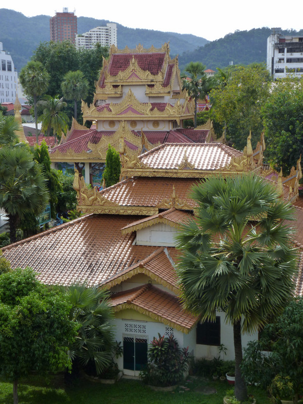 Penang - dhammikarama burmese buddhist temple (6)