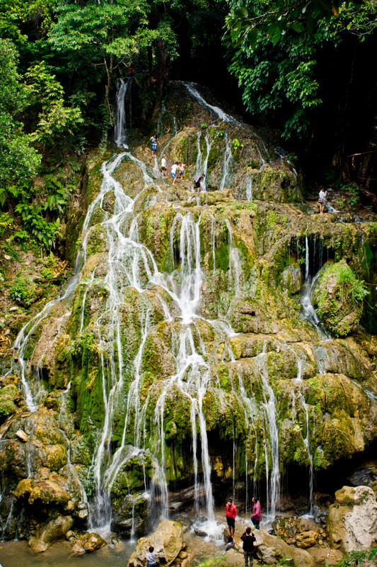 Mauhalek waterfall