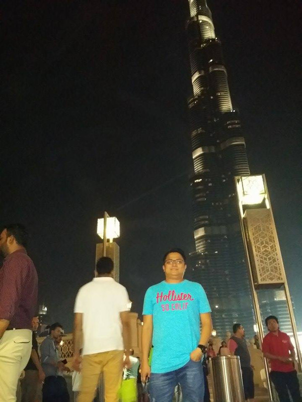 Burj Khalifa on the Background