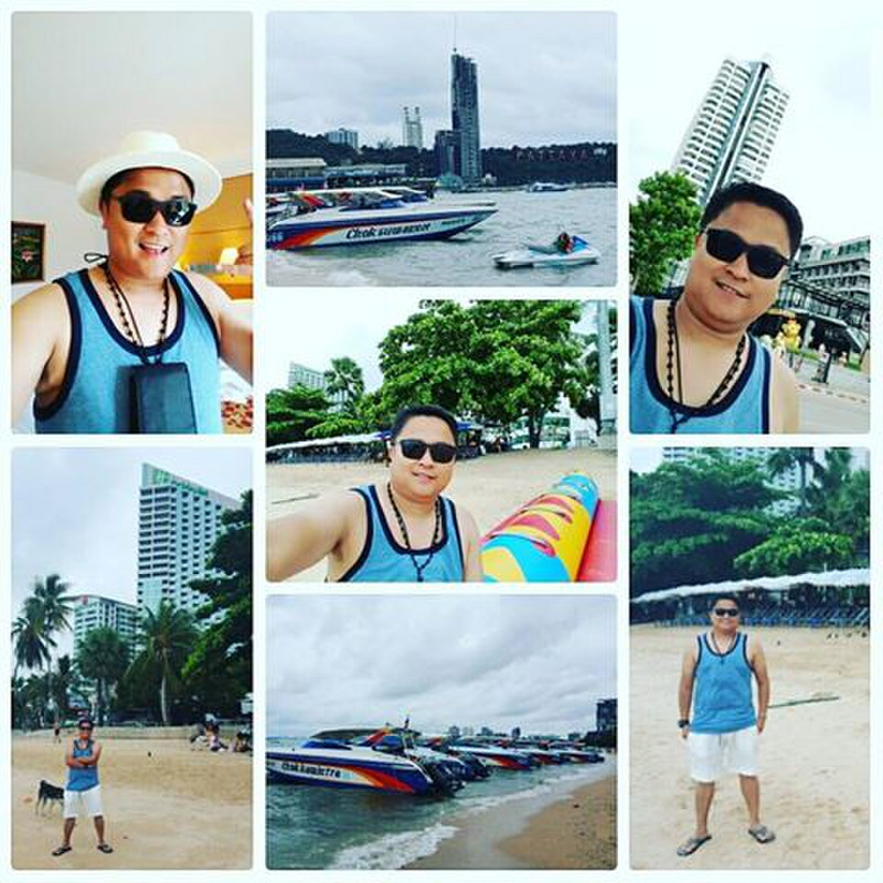 At Pattaya Beach Island