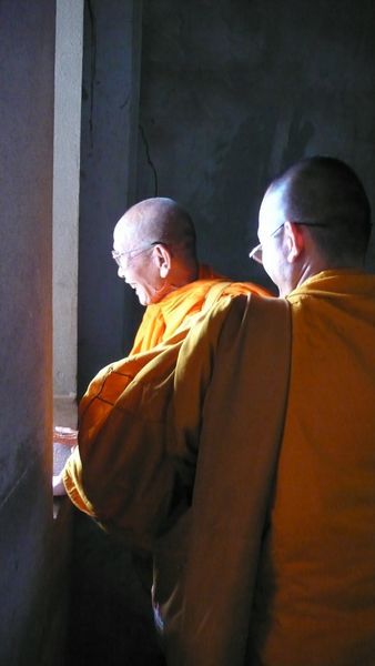 Monks - Victory Monument Vientiane