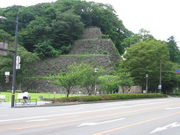 Acces au chateau de Kanazawa