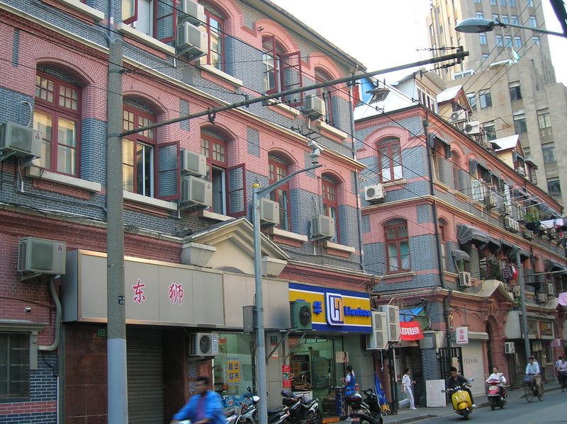 Bâtiments multicolores dans le quartier Huangpu