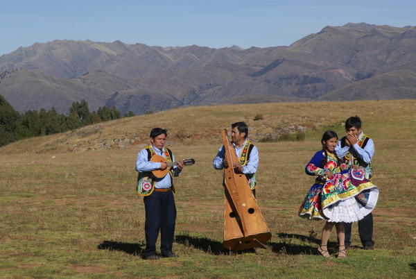 Cuzco - Dancers