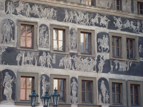 Cool wall painting - Old Town Squuare