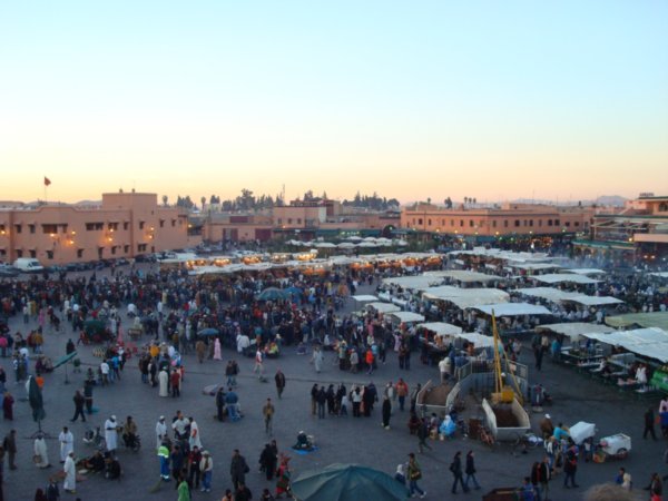 Jemaa and the people