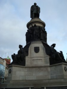 Dublin - statue