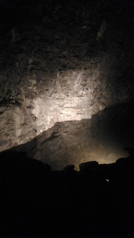 Caves under Lockport