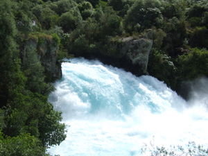 Huka Falls (200,000 ltrs/second) & NZ's Niagra.