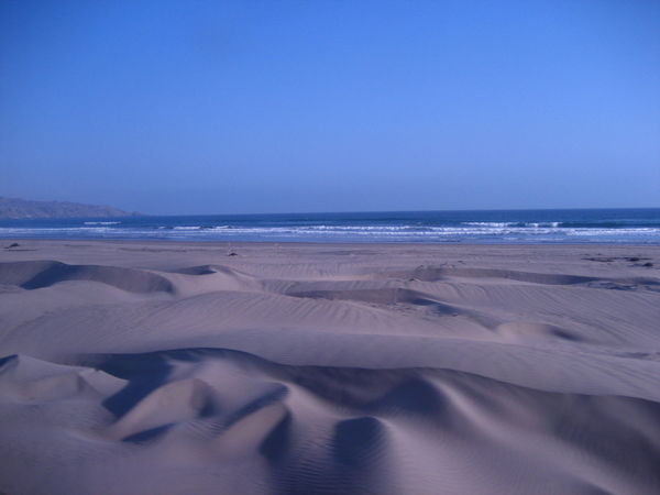 Sand dunes on the Peruvian coast