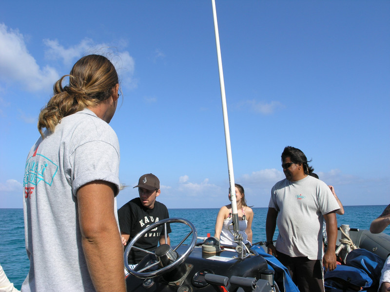 Rafting to Na Pali with Ma'nu and Emelio