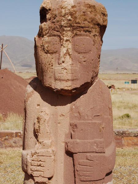 Upright figure, Tiwanaku (Tiahuanaco)
