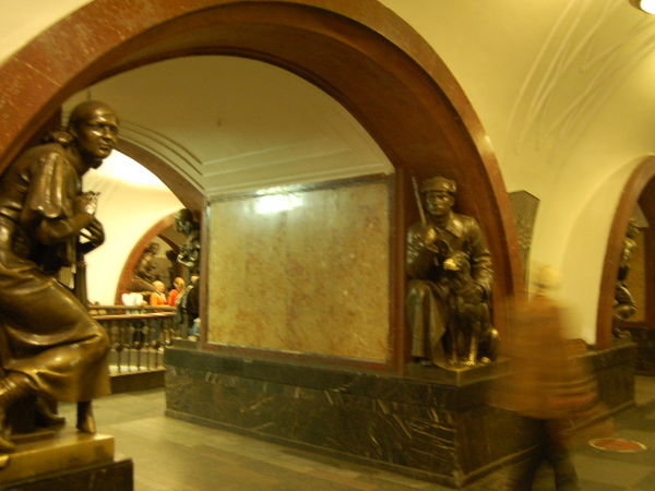 Sculptures in the Moscow underground