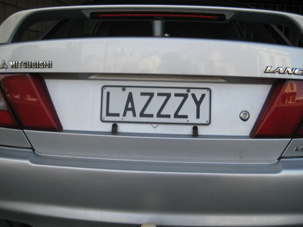 Laid back NZ number plate
