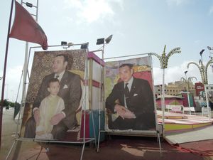 Posters of the Moroccan Royal family, Nador