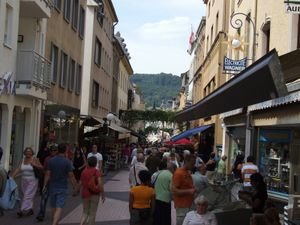 Diekirch bustling street live