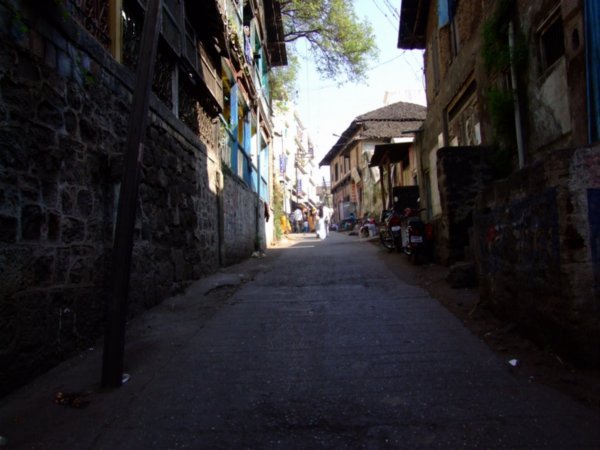 Street to Kala Ram Temple