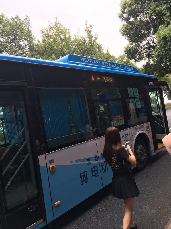 Hangzhou- Electric powered bus
