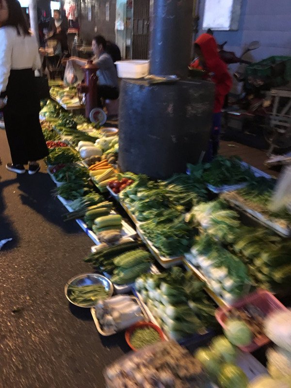 Everyday life (vegetable market)