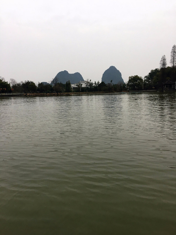 Guilin-Mountains-Rafting