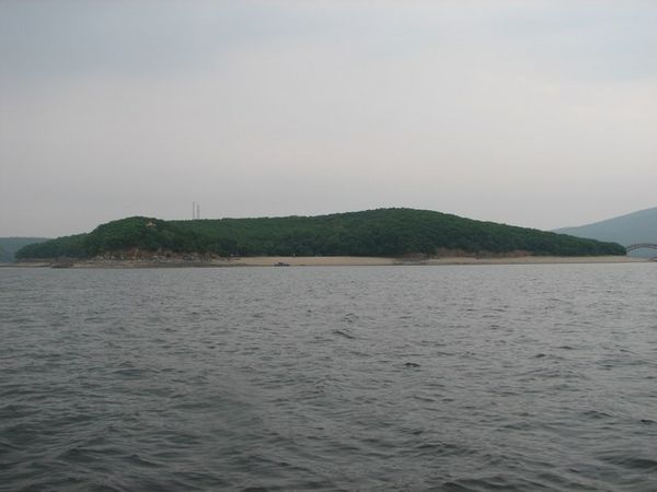 Jinbro Lake