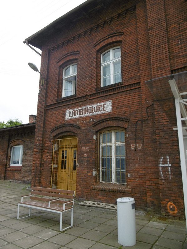 Łambinovice Station