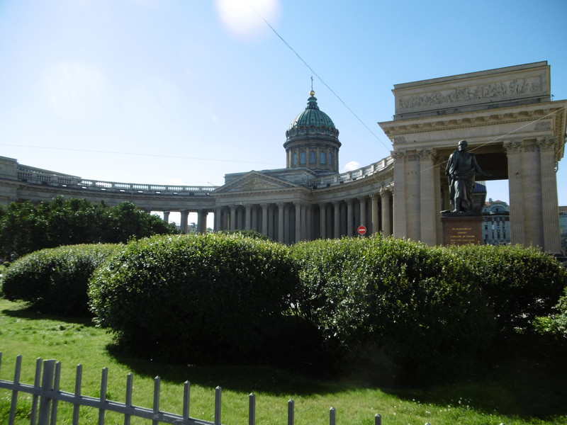 Kazan Cathedral's colonnade