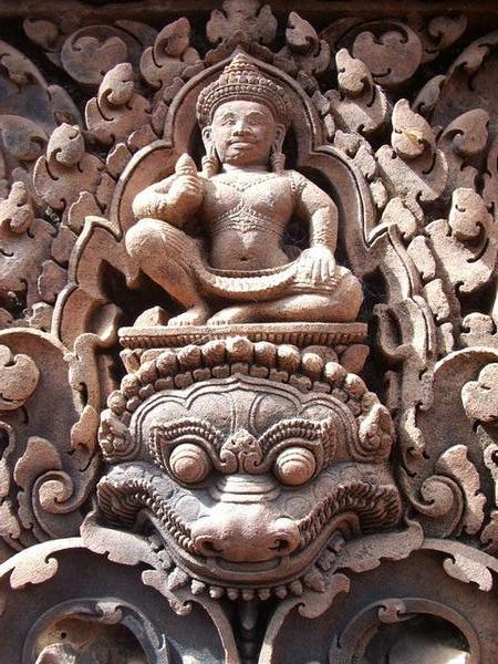 Intricate carving at Banteay Srei