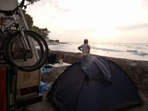 Gorgeous campsite right on the water