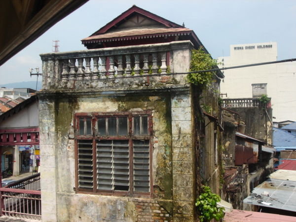 One of the many neglected colonial buildings in Georgetown, Penang