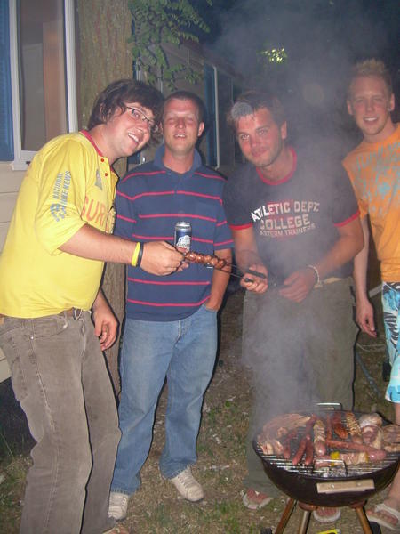 Barbecue boys