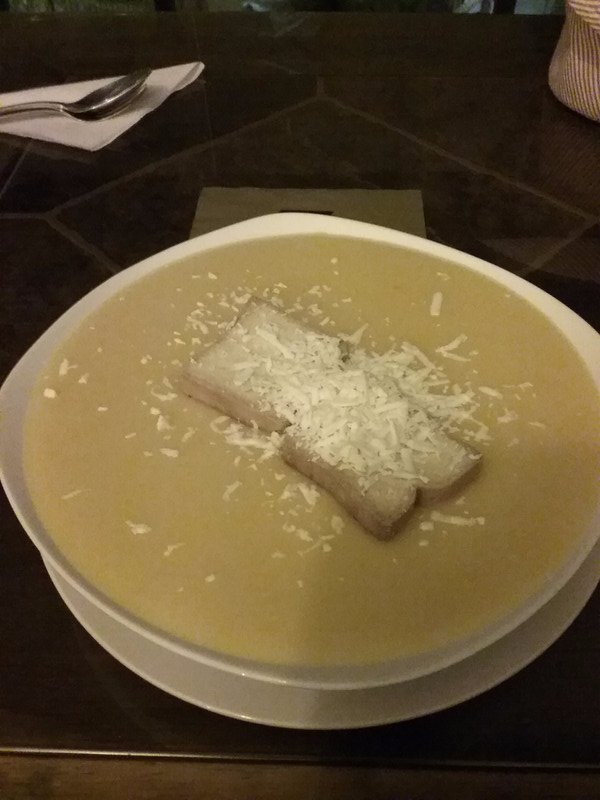 Cream of pumpkin soup