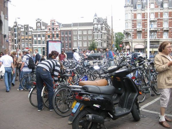 The Dutch Love Bikes!