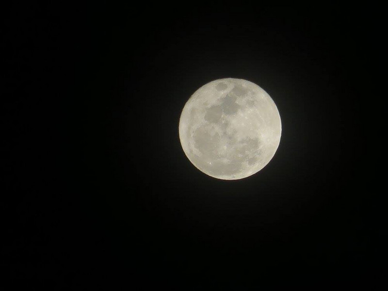 Super moon in Quito