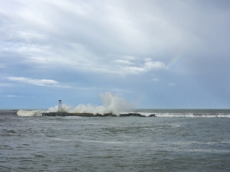 Wave breaker in Oamaru 