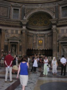 Walking inside the Pantheon